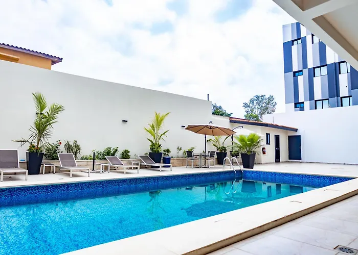 Zind Naaba Hotel